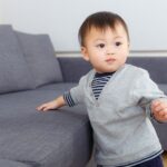 perkembangan-bayi-12-bulan-sudah-bisa-apa