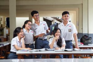 Tingkatkan Prestasi SMA dengan Latihan Terstruktur di Bank Soal SMA